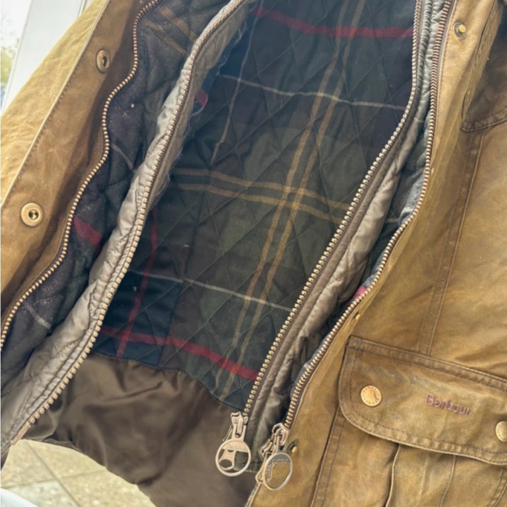 Barbour Ashley Waxed Jacket with Quilted Liner size U.S. 8 - Picture 4 of 10